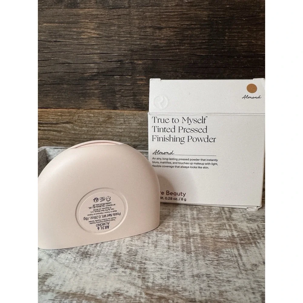 Rare Beauty True To Myself‎ Tinted Pressed Powder · Selena Gomez